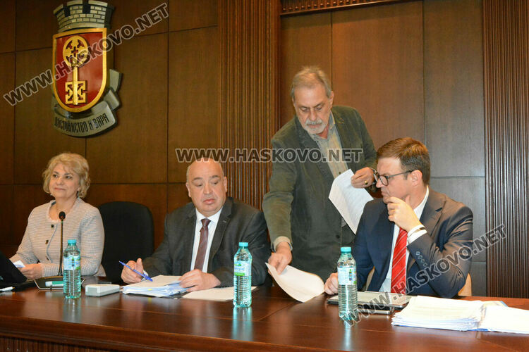 След два часа дебати  Общинският съвет прие Бюджета на Хасково за 2024 година с "козметични" корекции