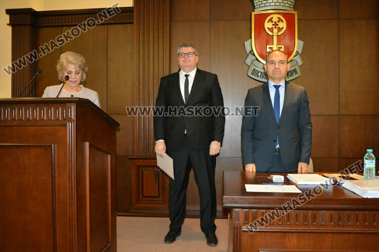 Нов общински съветник положи клетва на заседанието днес