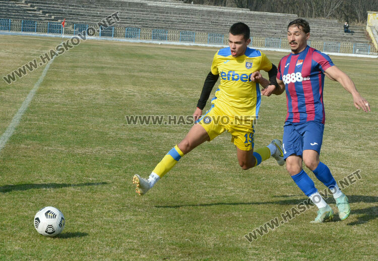 „Саяна Хасково“ и „Димитровград“ с победи при подновяването на шампионата