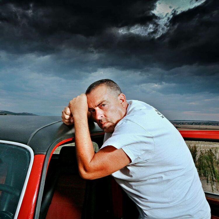 След Булгаков и Цирков издаде театрален роман