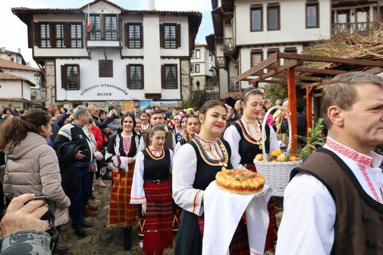 Златоград днес празнува традиционната "Трифониада"