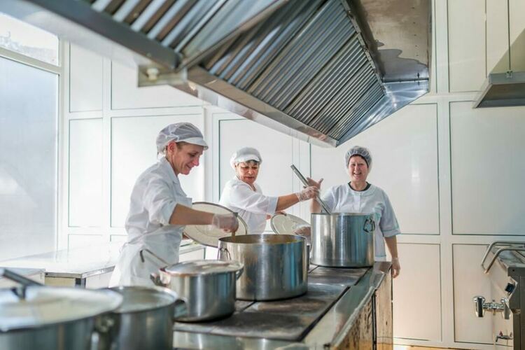 6,5 милиона причини да няма общинска кухня майка в Хасково