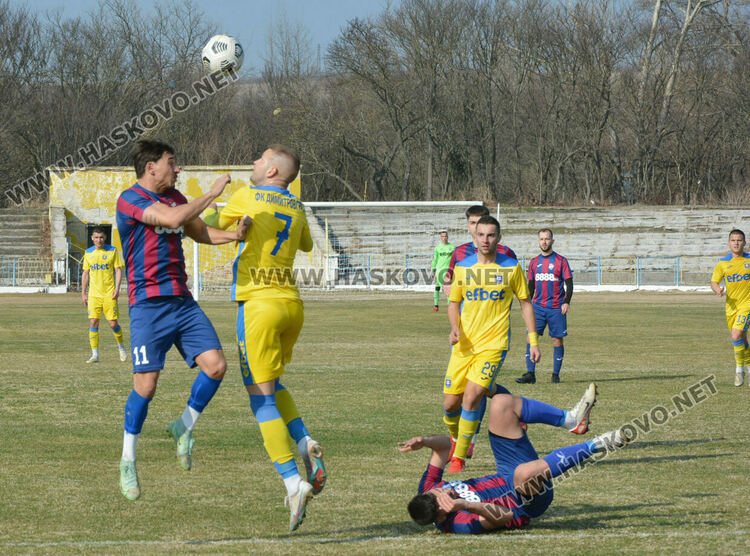 „Саяна Хасково“ и „Димитровград“ с победи при подновяването на шампионата