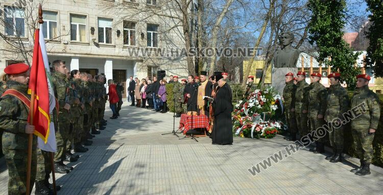 Хасково почете гибелта на Апостола