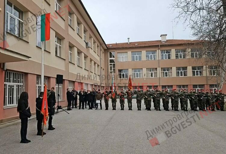 Димитровград почете 151 години от кончината на Апостола на свободата