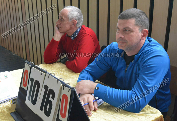 Продължават надпреварите във волейболния ученически шампионат на Хасково