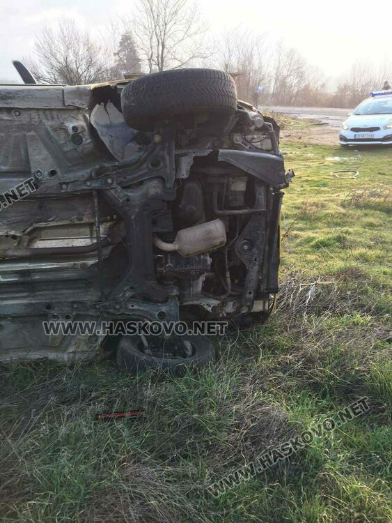 Пиян без книжка открадна кола и катастрофира