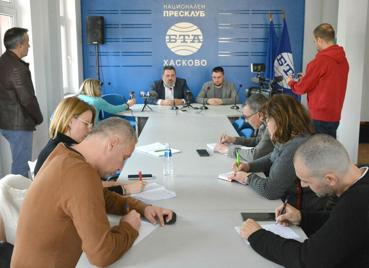 Разлъка в „Спаси Хасково“: Поискаха оттеглянето на Мартин Узунов като общински съветник