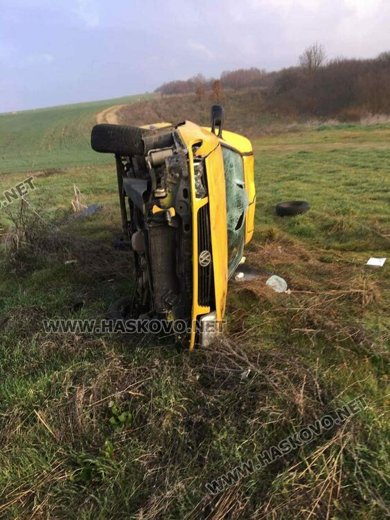 Пиян без книжка открадна кола и катастрофира