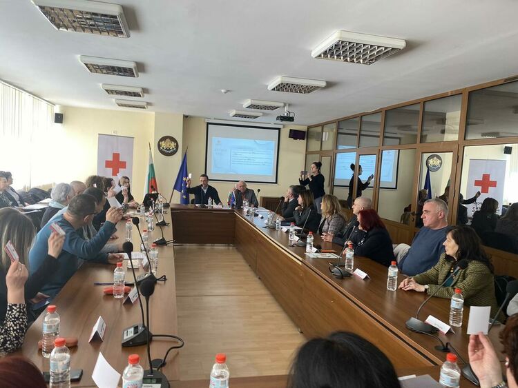 Областната организация на БЧК се отчете в присъствието на институциите в Кърджали
