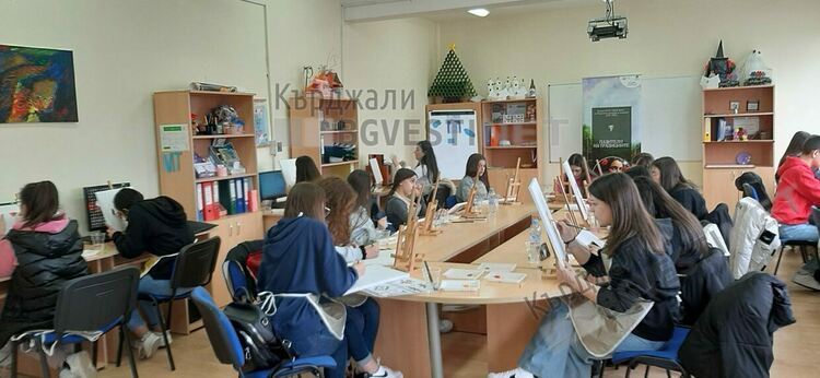 Традициите оживяха  в Кърджали чрез българските шевици