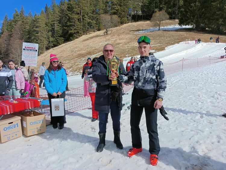 XXXII-ят Зимен празник на община Първомай вече е история