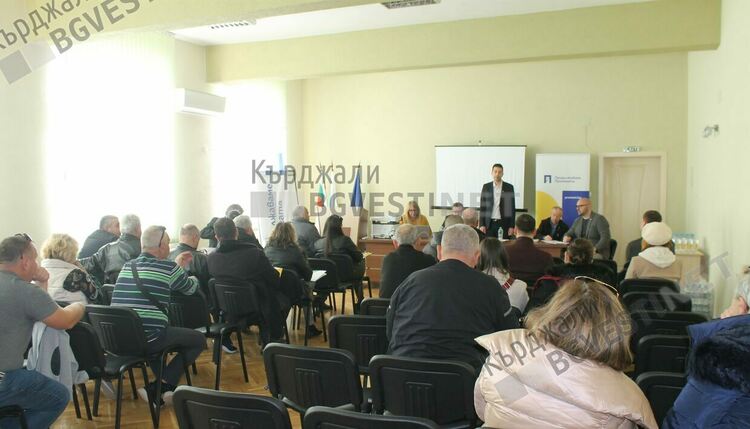 Учредиха общинска структура на „Продължаваме промяната“ в Кърджали