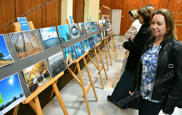 16 млади фотографи с изложба за 10-годишнината на хасковския фотоклуб