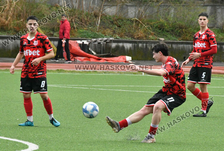„Хасково 2022“ загуби от „Върбица“ в контрола, „Димитровград“ отстъпи на лидера „Спартак“