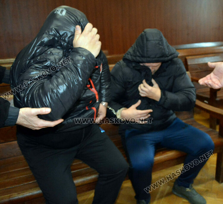 Задържаха двама безработни като помагачи при контрабанда на наркотици за над 1.7 млн. лв. 