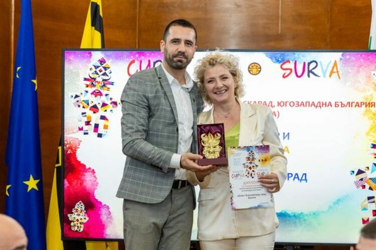 Наградени бяха сурвакарските и кукерските групи, отличени на XXX Международен фестивал на маскарадните игри „Сурва“ 2024