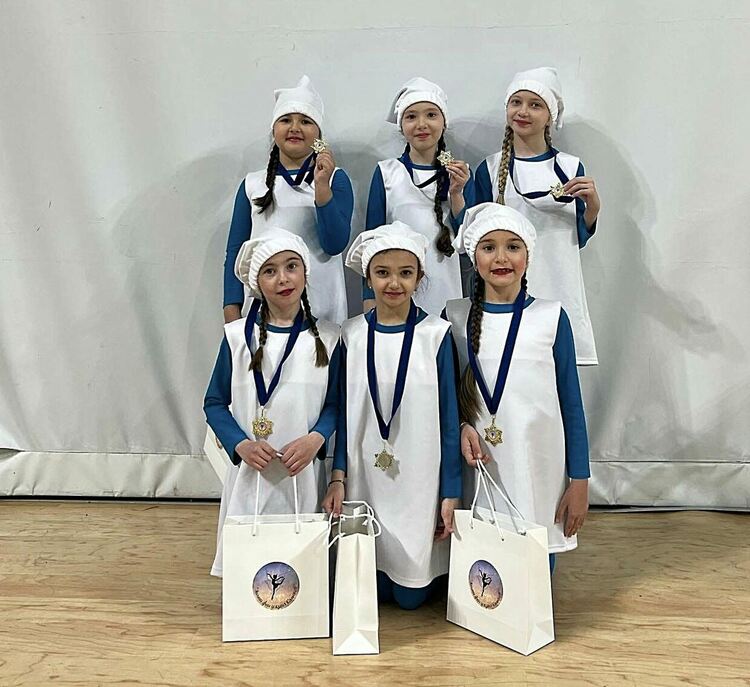 Грациите на „Аида“ започнаха новия сезон със силно начало на Международния турнир в Самоков