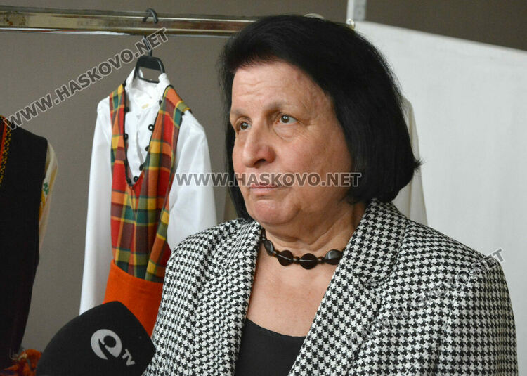 Уроци по родолюбие в духа на народните традиции събират учениците в  читалище ,,Пейо Яворов-1982"