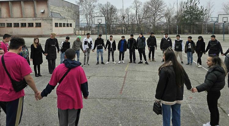 Дни срещу  тормоза сред подрастващите  с различни инициативи в Хасково и Харманли