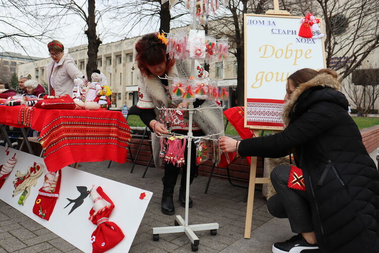 Домът за стари хора в „Кенана“ с благотворителна първомартенска кампания 