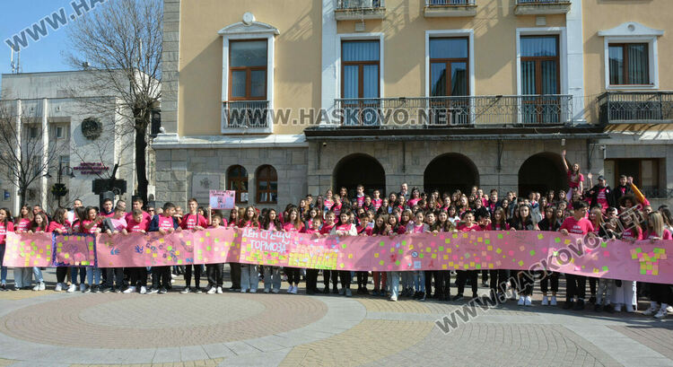 Ученик: Агресията в училище идва главно от семейната среда