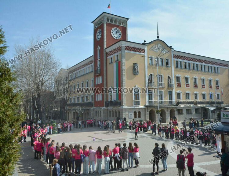 Ученик: Агресията в училище идва главно от семейната среда