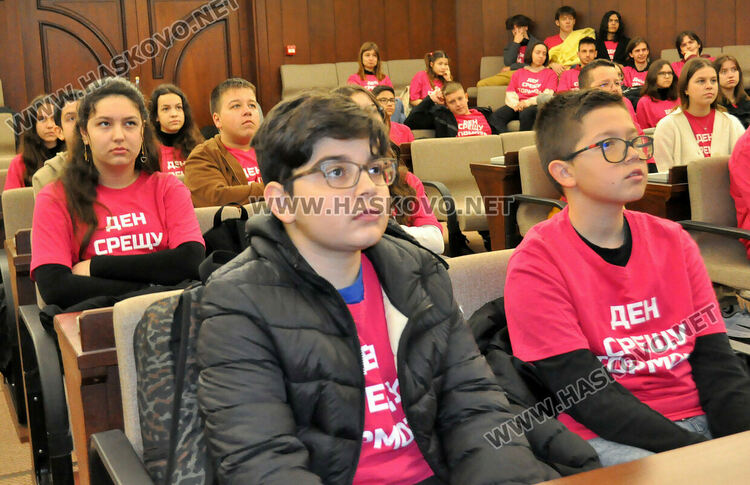 Ученик: Агресията в училище идва главно от семейната среда