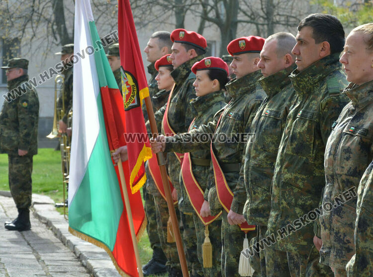 Положиха основния камък на параклис „Св.Архангел Михаил“ в двора на военното формирование в Хасково
