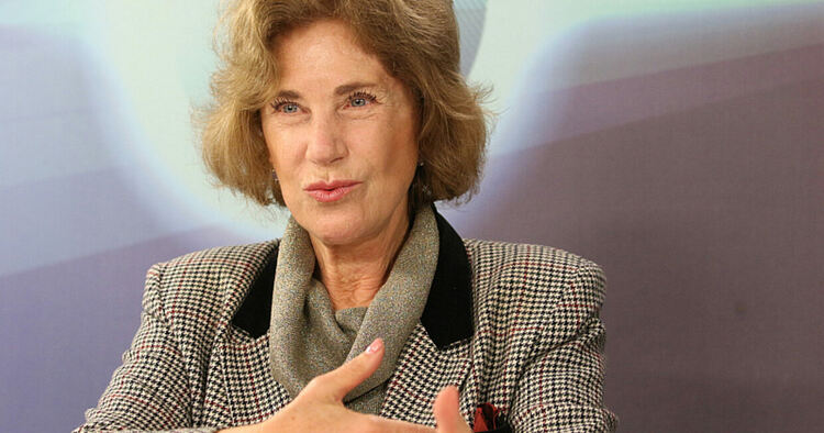 Елена Поптодорова