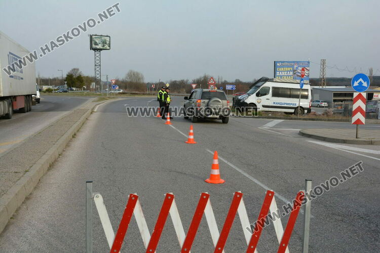 МВР заварди изходите на Хасково, проверяват и багажниците на коли