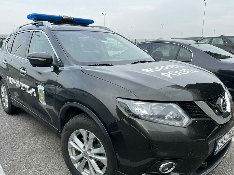  Три пъти увеличават служителите на Фронтекс по българските граници