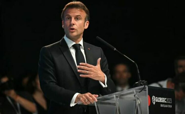 Макрон иска да поведе Европа по въпроса за Украйна, но Франция може да не му позволи