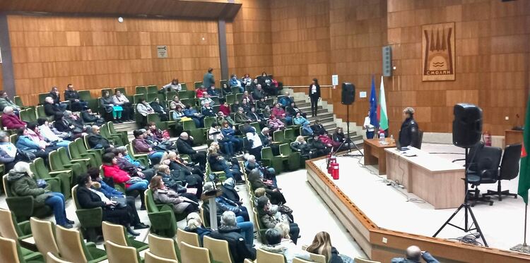 От пожарната проведоха обучение на социални и лични асистенти