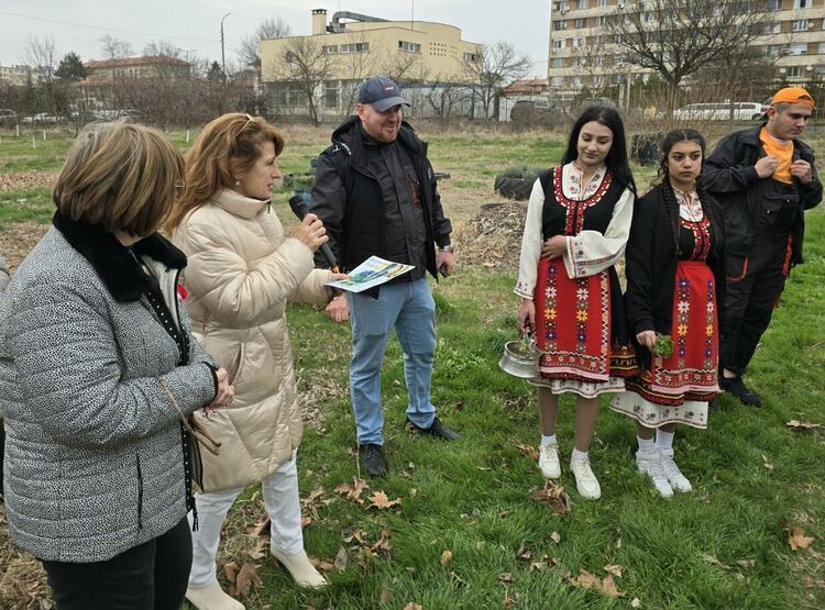 11-класниците от ПГТАТ участваха в  състезанието „Млад фермер“