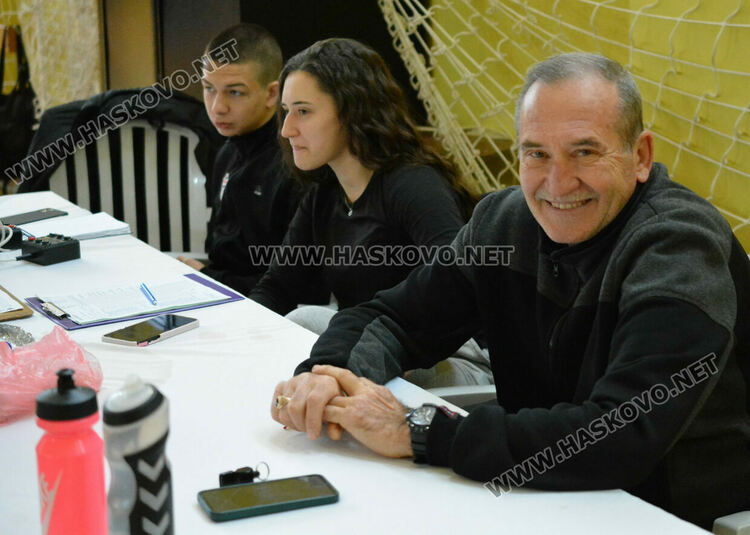 Хандбалистките на “Хасково” с две победи в “Б” група