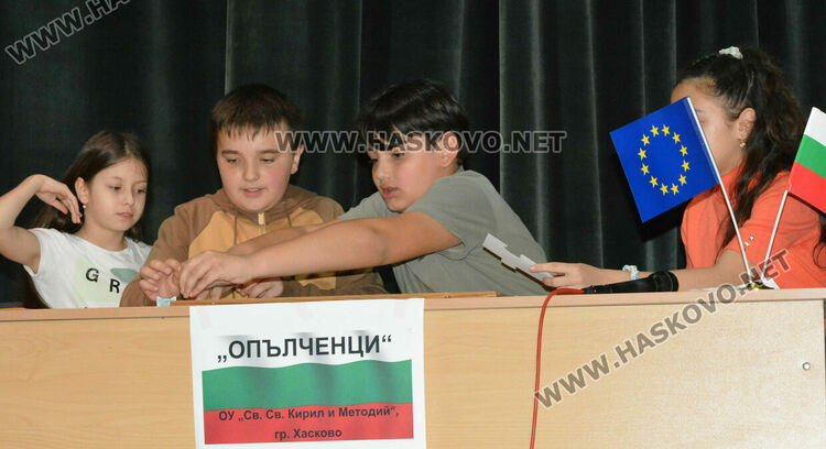 Отбор „Лъвчета“ от Малево е победител в състезанието „Трети март – славна дата“