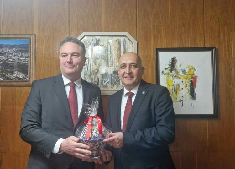 Генералният консул на Р Турция в Пловдив се срещна с кмета на община Кърджали