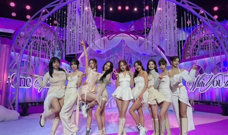 Група „Туайс“ за първи път начело на класацията на „Билборд“ за албуми