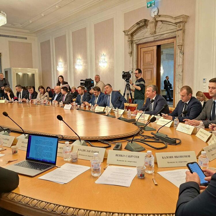 Кметовете единодушни: енергийното обновяване трябва да продължи с ясна национална програма