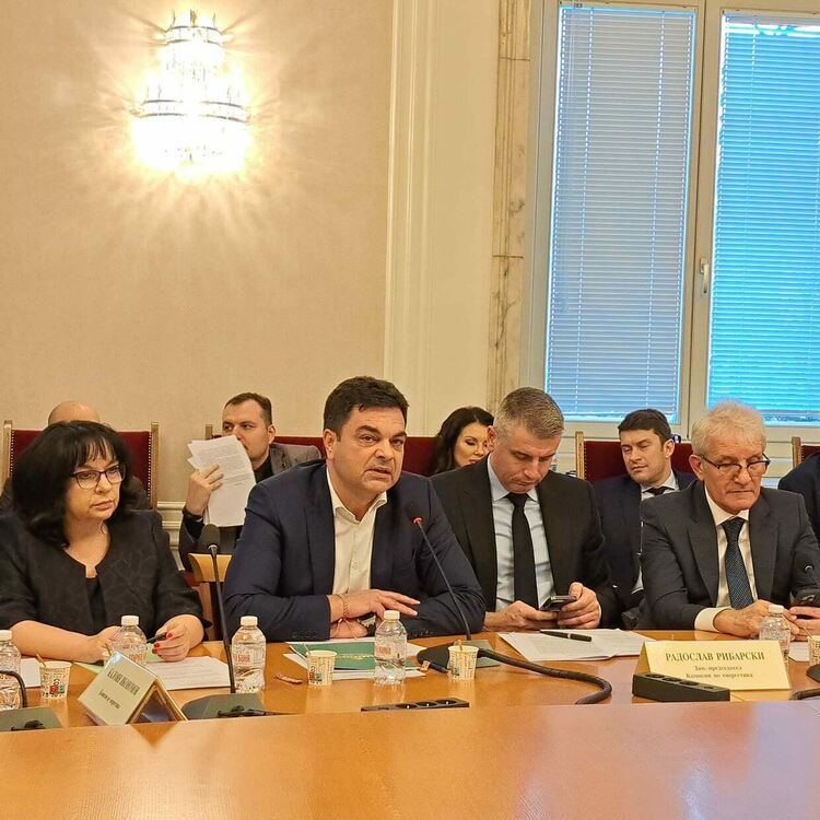 Кметовете единодушни: енергийното обновяване трябва да продължи с ясна национална програма