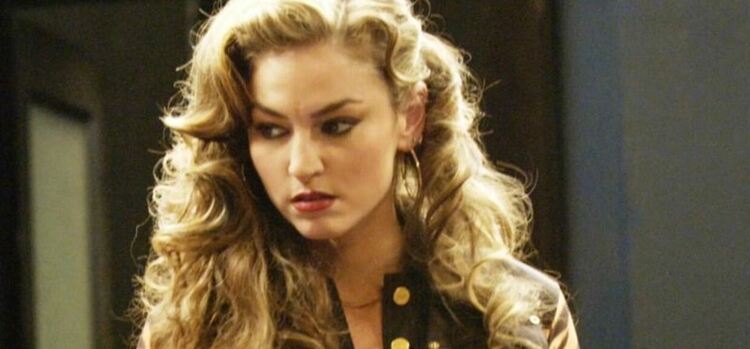 Звездата от „Семейство Сопрано“ Дреа де Матео: „OnlyFans ми спаси живота“