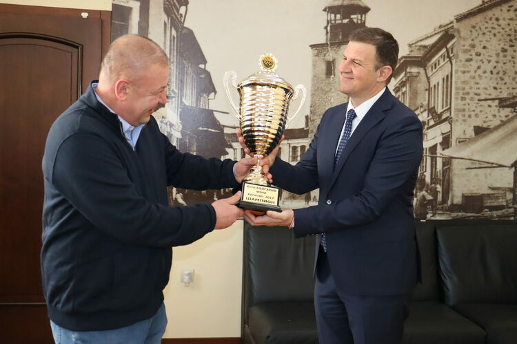 Баскетболният „Хасково 2012“ чества 7 г. от златния дубъл