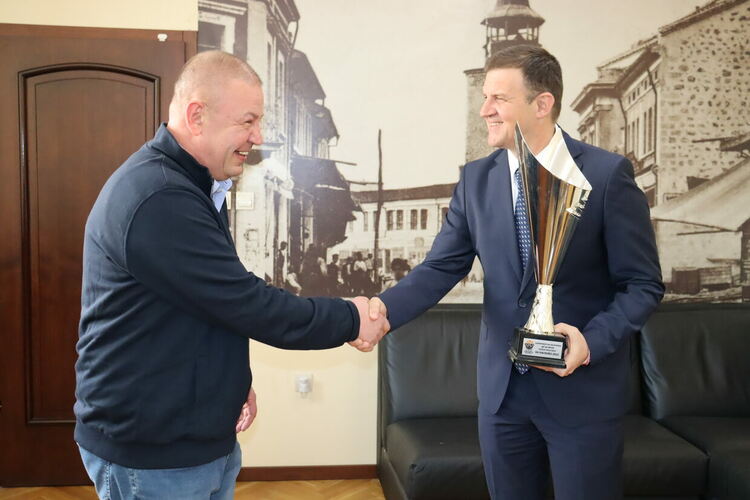 Баскетболният „Хасково 2012“ чества 7 г. от златния дубъл