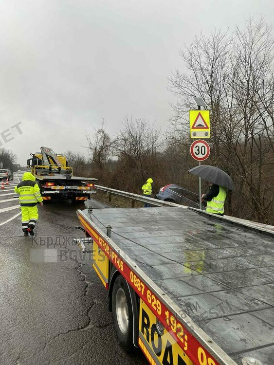 67-годишен катастрофира в Черноочене,настанен е в интензивното отделение на болницата в Кърджали