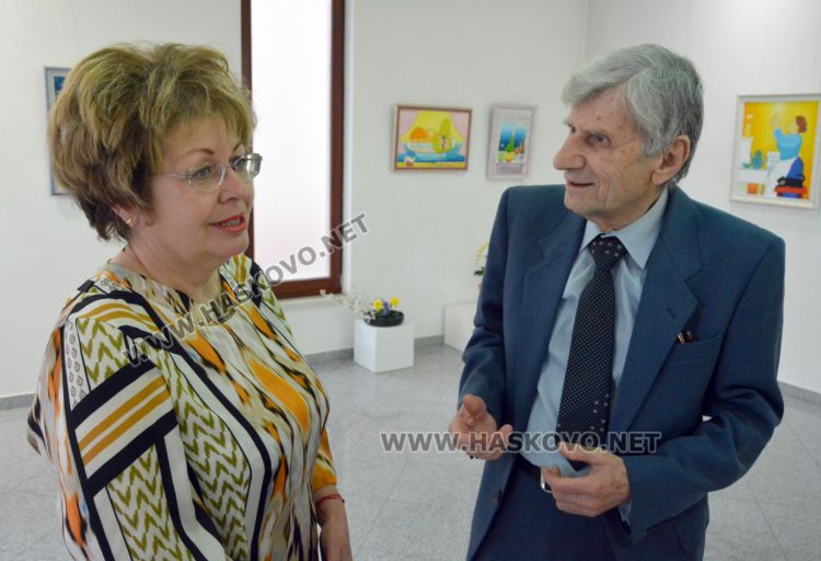 Икебана и картини в хармония и пролетни трепети в новата изложба на галерия „Форум“