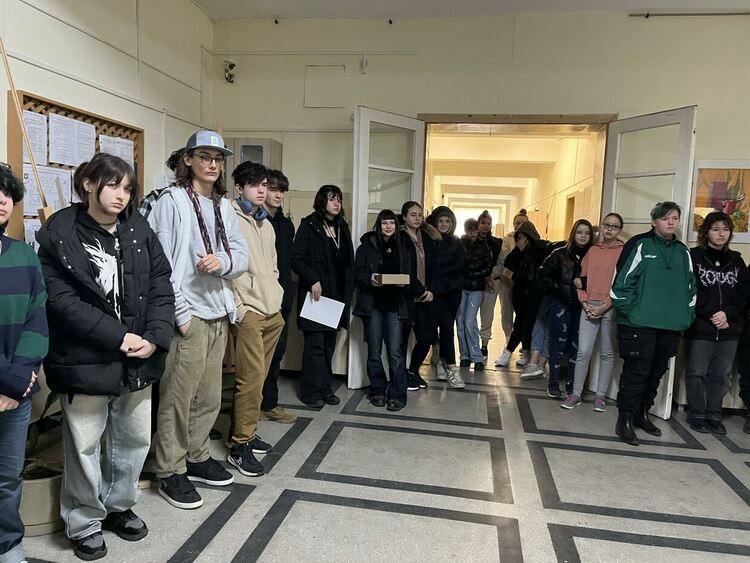 Повод за гордост! Деветокласничка от Художествената гимназия в Смолян спечели златен медал от "Орфееви таланти"