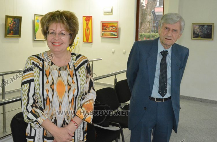 Икебана и картини в хармония и пролетни трепети в новата изложба на галерия „Форум“