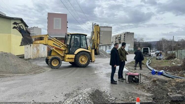 Започна реконструкция на водопровода в ниска зона в Радомир