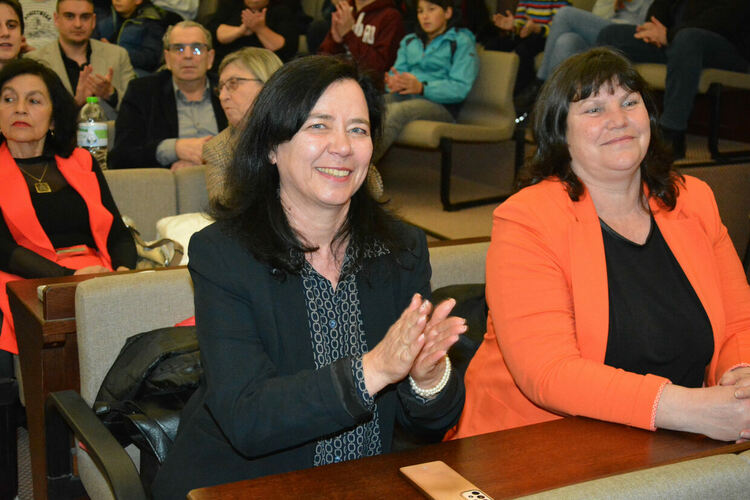 ПМГ-Хасково домакинства на  40-та Национална олимпиада по информатика